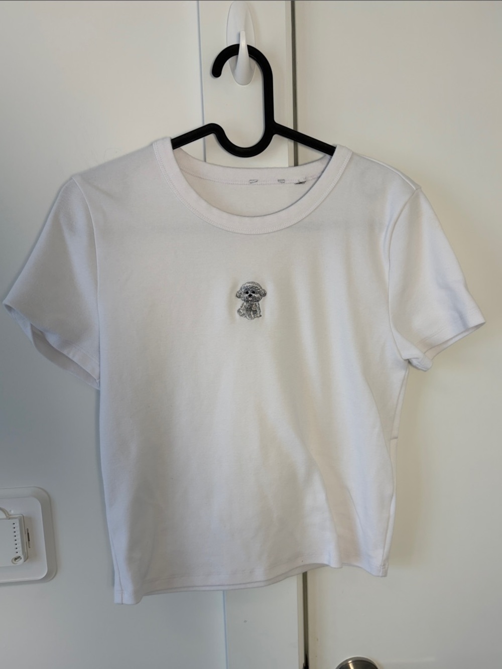 Aritzia White Kids Tee with Small Puppy Embroidery